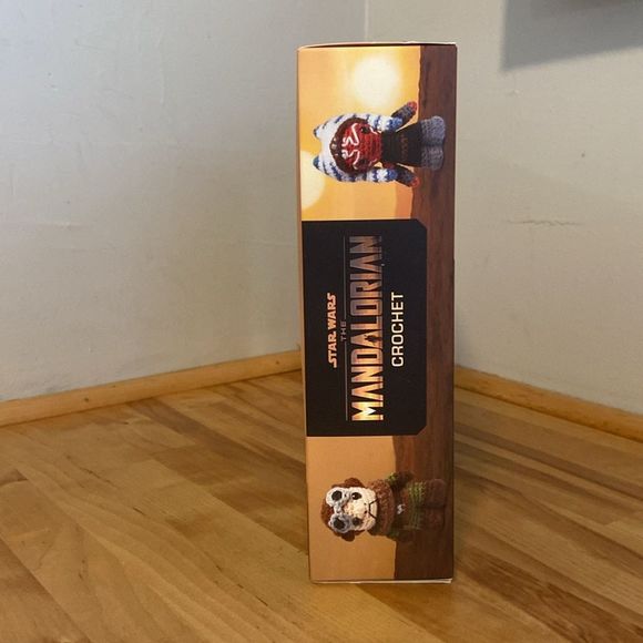 Star Wars The Mandalorian Crochet Kit Brand New In Box - Picture 2 of 5